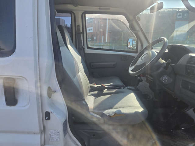 �V�[�g���L�X�ł��B(�x�����z16.8���~�E�����Ɍ���E�^�C�~���O�x���g�����ς�)