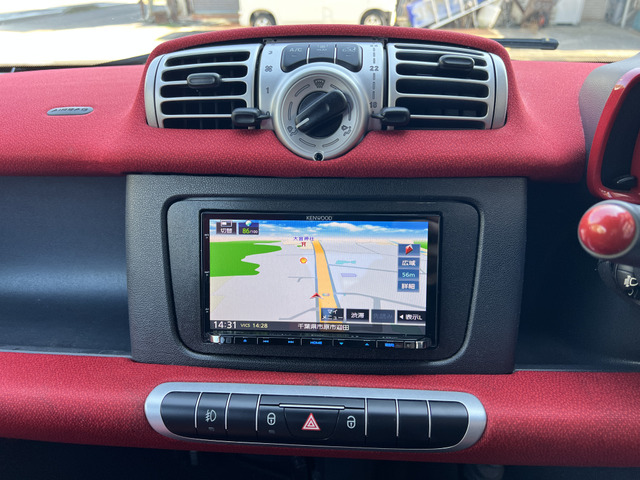 �}�t���[������G�A���̎��t���ȂǁA�J�X�^���̂����k�����C�y�ɂ��₢���킹���������B