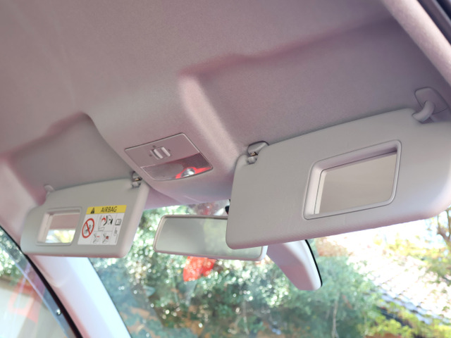 UV�J�b�g�@�\�t���K���X��h῎����[���~���[�A�^�]��&����ȃo�j�e�B�[�~���[�A���[�������v[�c�Ƌ@�\�t]�A���Q�b�W���[�������v�A�R�[�g�t�b�N�A�V���b�s���O�t�b�N�Ȃǉ��K�������[�����Ă���܂�!!