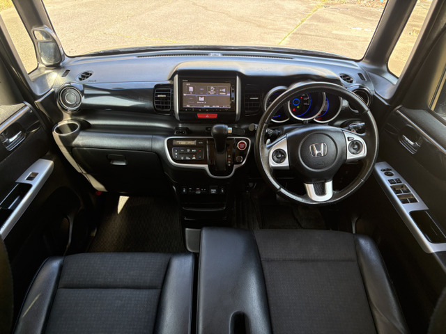 N-BOXカスタムG ターボ SSパッケージ ブラックスタイル 4WD