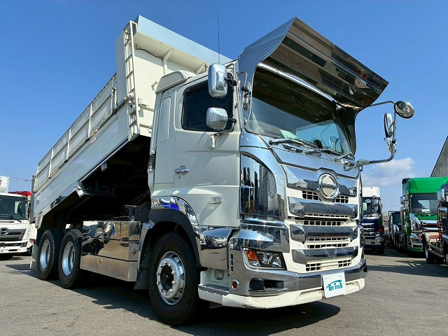 プロフィアダンプ