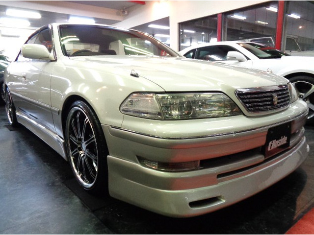 100系マークII後期型GRANDEパールホワイトシルバ^ツートンカラーVERTEX仕様フルエアロ&1G-FE型VVTiエンジン5MT&WORKアルミローダウンサス他ドレスアップ仕様車が入庫しました