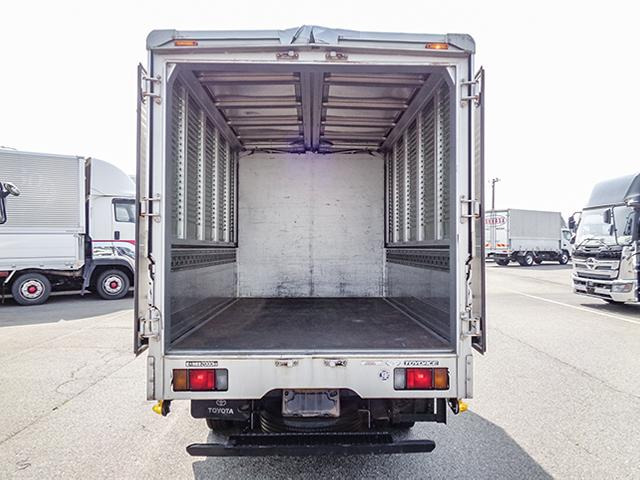 �ő�ύڗ�2,000kg