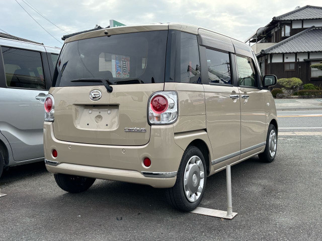 �����ÎԔ̔��m���ݐЂ��Ă��� ���S�B�M���BJU�K���̔��X�ł��B