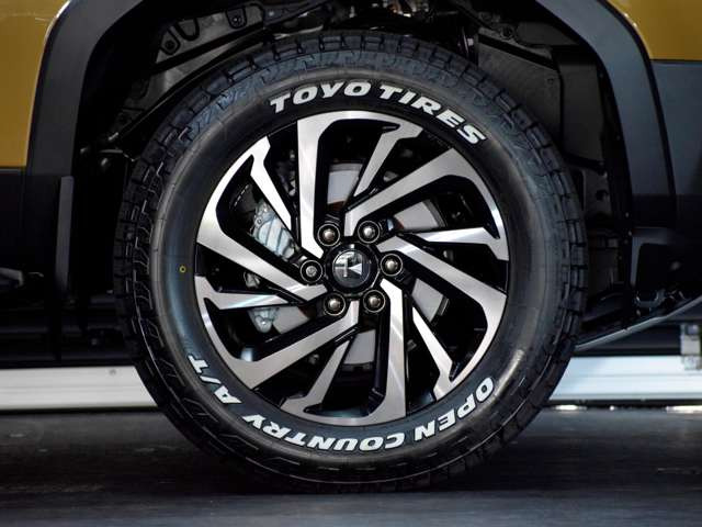 ランドクルーザー2502.7 VX ファースト エディション 4WD