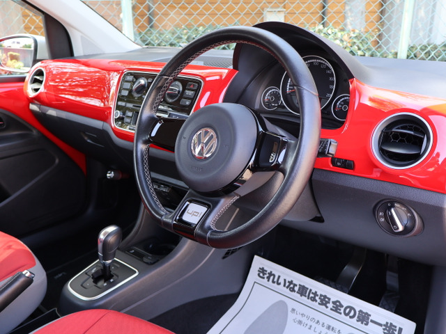 �I�[�f�B�I�V�X�e��[CD�Đ�/AM&FM���W�I/AUX�ڑ��Ή�]�≹���^�C�vETC�ԍڊ�A�h���C�u���R�[�_�[�A6�X�s�[�J�[�A�Z�L�����e�B�[�ȂǃI�v�V�����������܂ߏ[���̑������e�ƂȂ��Ă���܂�!!