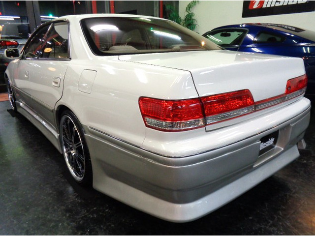 パールホワイトシルバーツートンカラーVERTEX仕様フルエアロ&WORK19インチアルミ&HIDライト&FOGライト&D席パワーシート&ウッド調パネル他ドレスアップ仕様