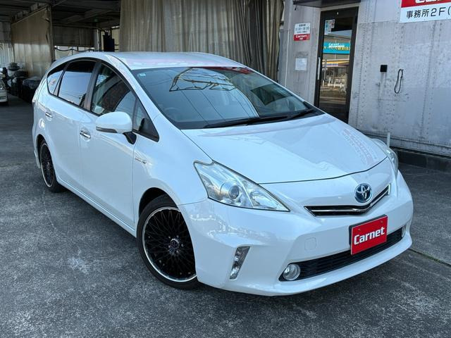 プリウスα1.8 S