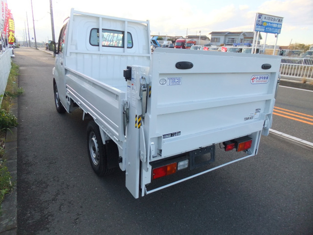 タウンエーストラック1.5 DX 4WD