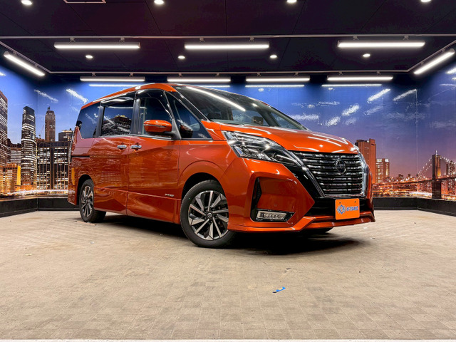 セレナ（日産）2.0 ハイウェイスターV アーバンクロム 中古車画像