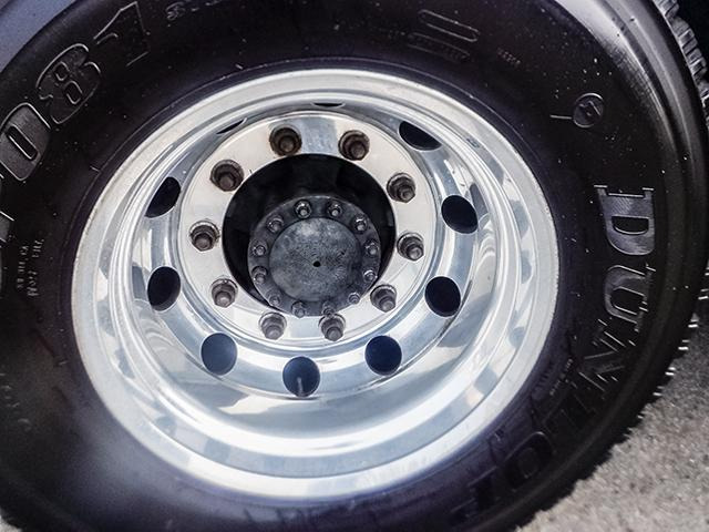 �A���~�z�C�[��