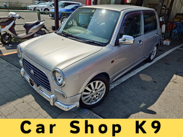 ミラジーノベース