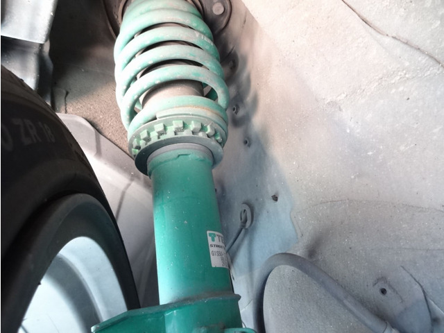 �������ȃ_�E���T�X�ł͂Ȃ��ԍ����ɂ�郍�[�_�E���ŁA���K���ƍ������s���\�𗼗���