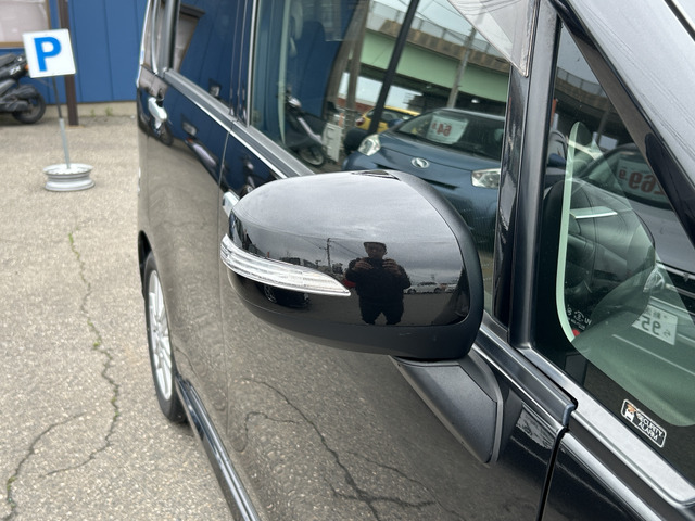 �y�x�����z���i�X�z���Ԃ������������܂��āA���ɗL�������܂��B�݌Ɏԗ��ɂȂ�܂��̂ŁA���񂲓s���̋X�������ɁA���ɗ��ĉ������B���X�\��������ƁA���ē����X���[�Y�ł��B