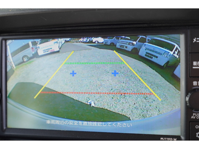 �o�b�N�J����