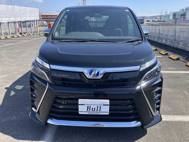 ヴォクシー1.8 ハイブリッド ZS 煌II