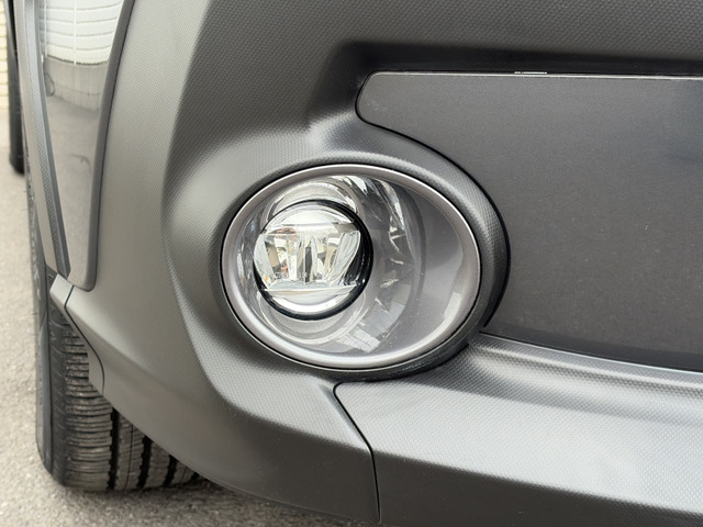 【右フォグランプ】