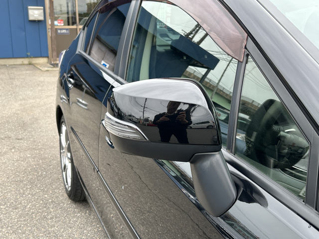 �y�x�����z���i�X�z���Ԃ������������܂��āA���ɗL�������܂��B�݌Ɏԗ��ɂȂ�܂��̂ŁA���񂲓s���̋X�������ɁA���ɗ��ĉ������B���X�\��������ƁA���ē����X���[�Y�ł��B