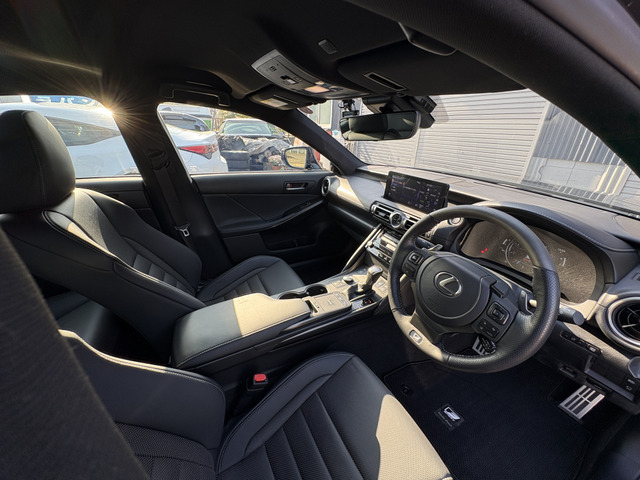 IS350 Fスポーツ モード ブラックIII