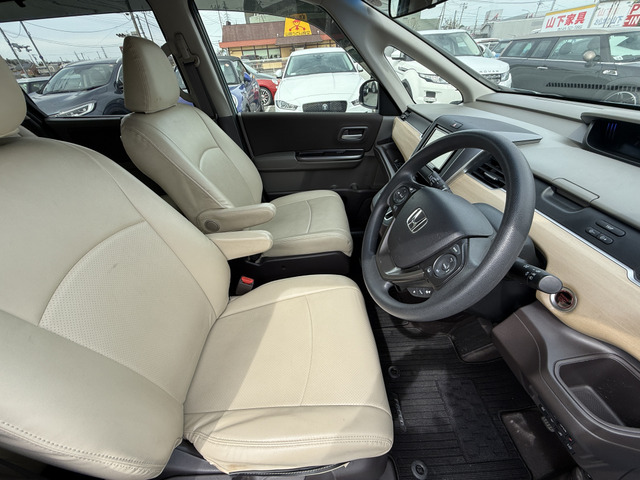 フリード1.5 G ホンダセンシング