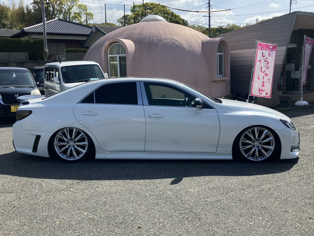 納車後も車検、整備、パーツ取り付けなどカーライフをサポート致します。