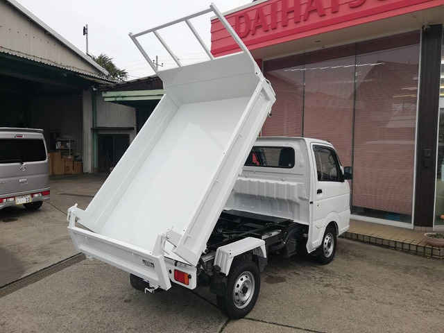 キャリイダンプ