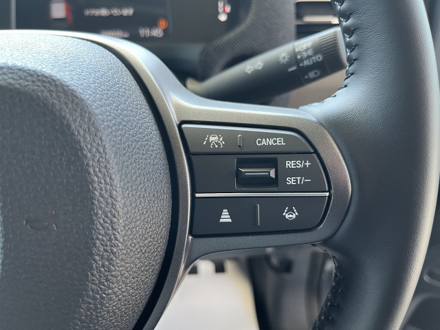 クルーズコントロール付きで高速走行も楽々!