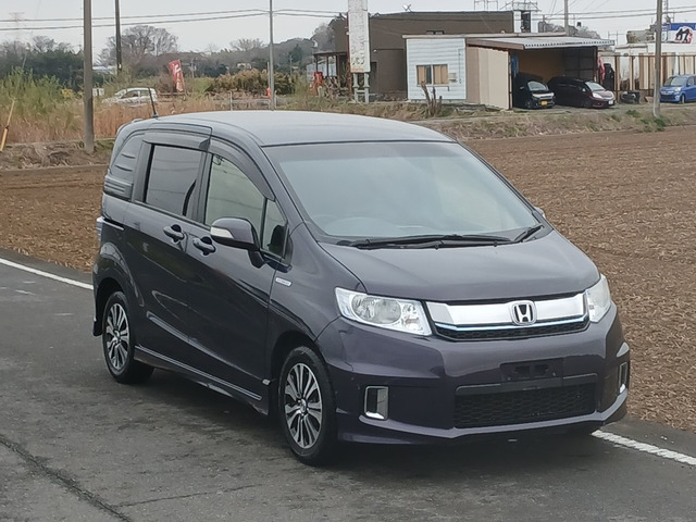 フリードスパイクハイブリッド1.5 ジャストセレクション