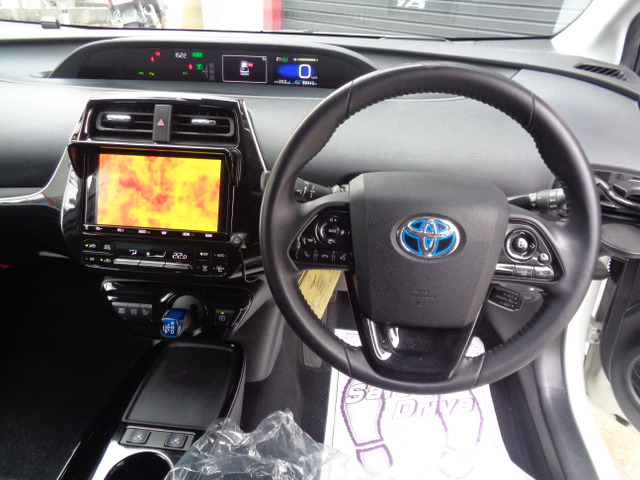 プリウス1.8 A ツーリングセレクション