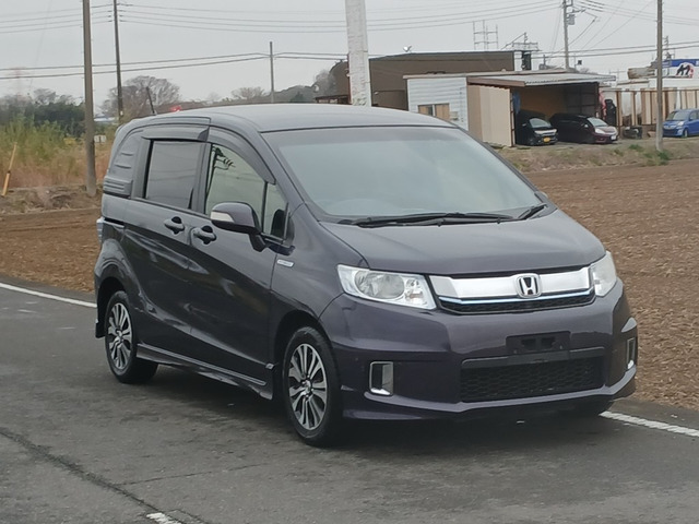 フリードスパイクハイブリッド1.5 ジャストセレクション