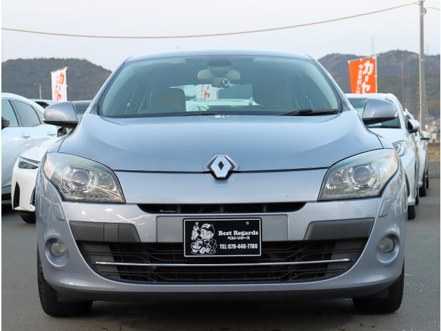 メガーヌプレミアムライン