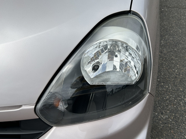 �y�x�����z���i�X�z���Ԃ������������܂��āA���ɗL�������܂��B�݌Ɏԗ��ɂȂ�܂��̂ŁA���񂲓s���̋X�������ɁA���ɗ��ĉ������B���X�\��������ƁA���ē����X���[�Y�ł��B