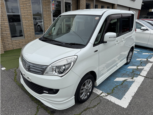 ソリオ1.2 ブラック＆ホワイト