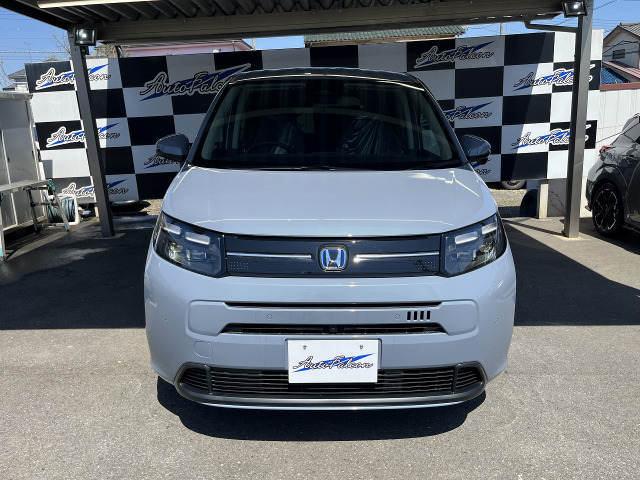 展示場および店舗が狭いためご来店前には一度ご連絡をお願い致します。