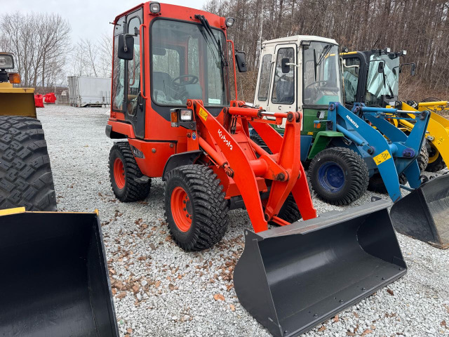 クボタホイールローダー