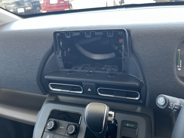 フリード1.5 e:HEV エアー EX