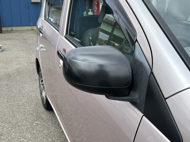 �y�x�����z���i�X�z���Ԃ������������܂��āA���ɗL�������܂��B�݌Ɏԗ��ɂȂ�܂��̂ŁA���񂲓s���̋X�������ɁA���ɗ��ĉ������B���X�\��������ƁA���ē����X���[�Y�ł��B