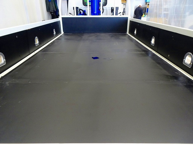 �ב����:371&times;179&times;38 �O���J �A�I�����[�v�����E4��/���A2���� ���A�A�I���`�F�[��2�� �^�_�m4�i 2.6t�݂�N���[���t