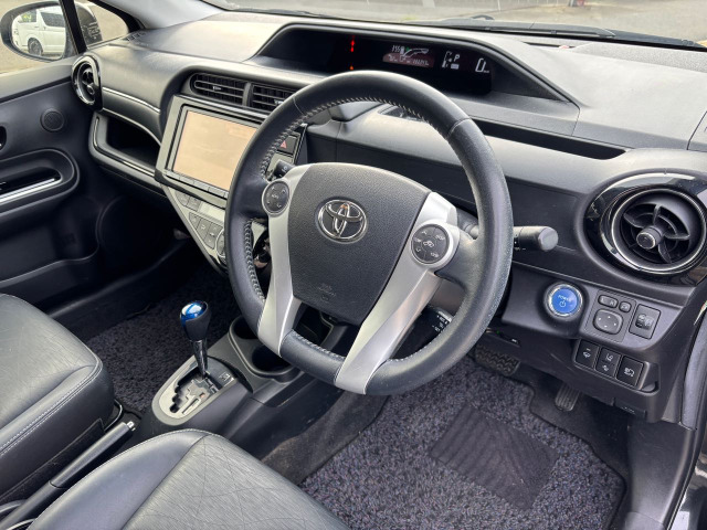 アクア1.5 G ブラックソフトレザーセレクション