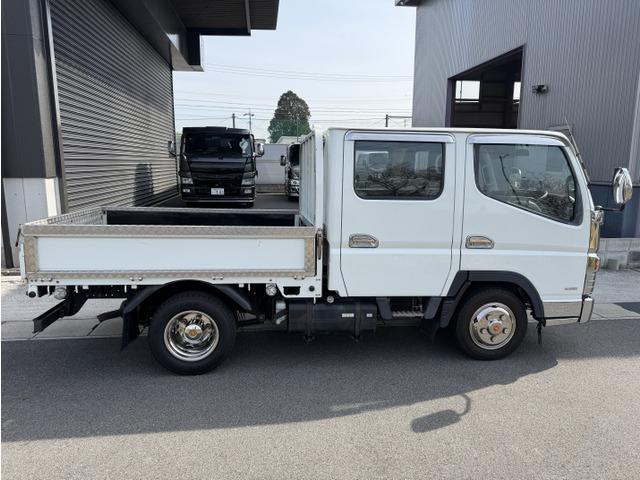 �T�C�h�o���p�[����������Ă���܂��B