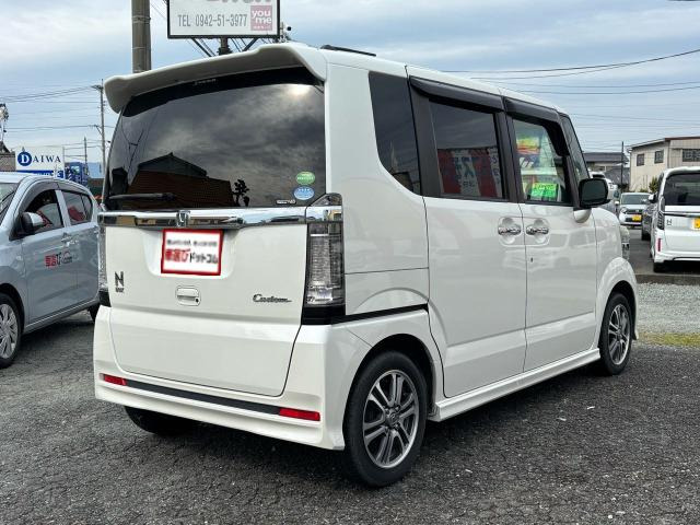 �����ÎԔ̔��m���ݐЂ��Ă��� ���S�B�M���BJU�K���̔��X�ł��B