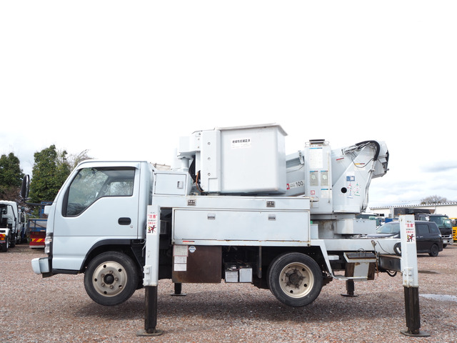 エルフ高所作業車