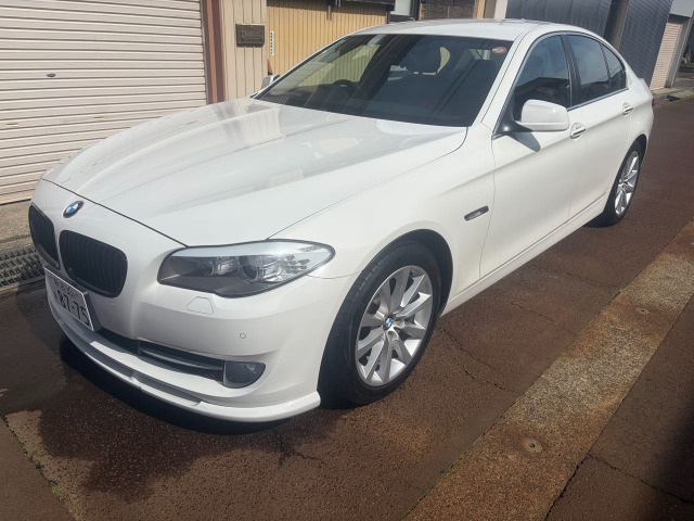 5シリーズセダン523i