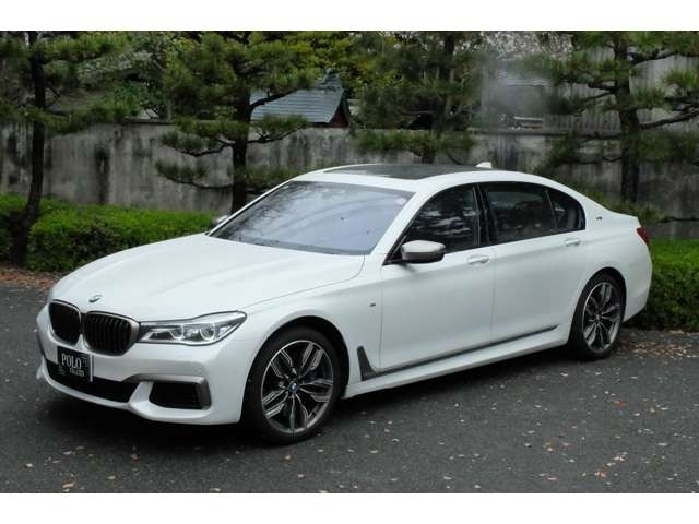 7シリーズM760Li xドライブ 4WD