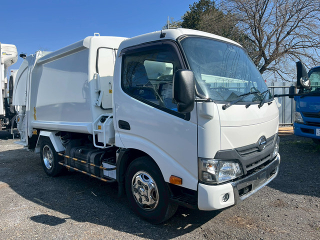 デュトロ塵芥車