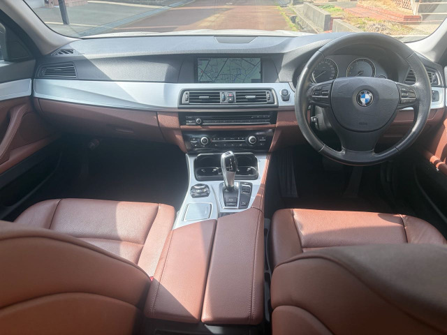 5シリーズセダン523i