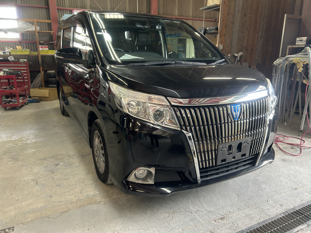 エスクァイアハイブリッド1.8 Gi