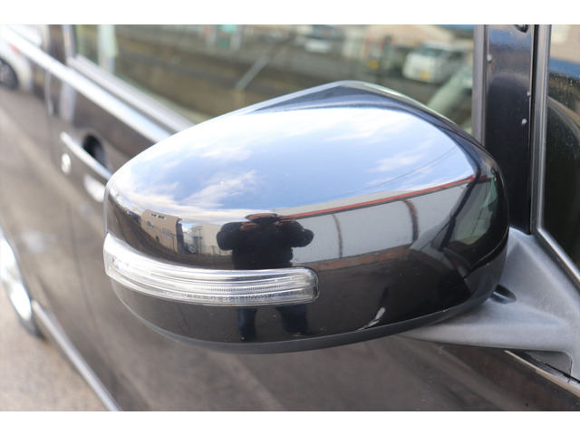 �O���̓t�����g�o���p�[�E���ƃ��A�o���p�[�E���A���T�C�h�X�e�b�v�ɃL�Y����܂��B