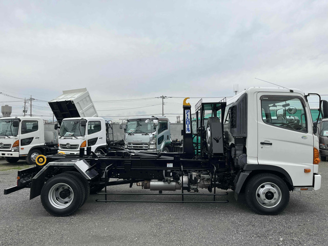 �ԗ����d��7,960�L��!�����^�Ƌ��A�����ʖƋ�(8t����)�ŉ^�]�\!�Ԍ��؏㐡�@����602&times;��220&times;����243cm!