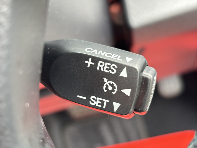 �N���[�Y�R���g���[��